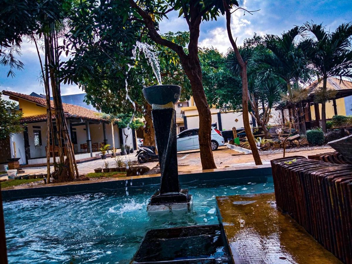 Villetta House Syariah Kudus Buitenkant foto
